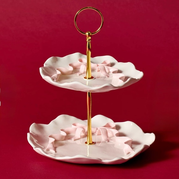 Pink bow ceramic scalloped 2 tier tray - Picture 2 of 10
